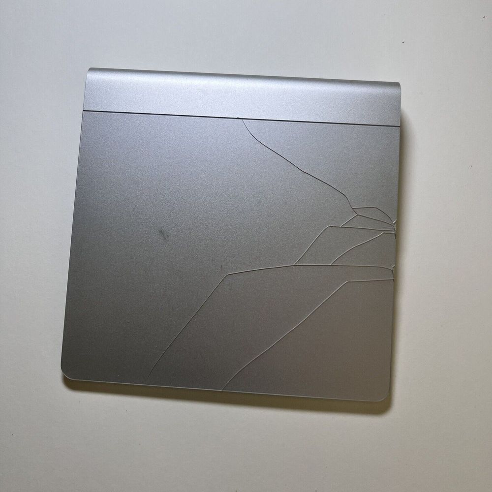Apple Wireless Magic Multi-Touch Bluetooth Trackpad‎ A1339 - UNTESTED CRACKED - Picture 2 of 4